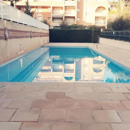 Santa Barbara By Interhome * Cavalaire-sur-Mer